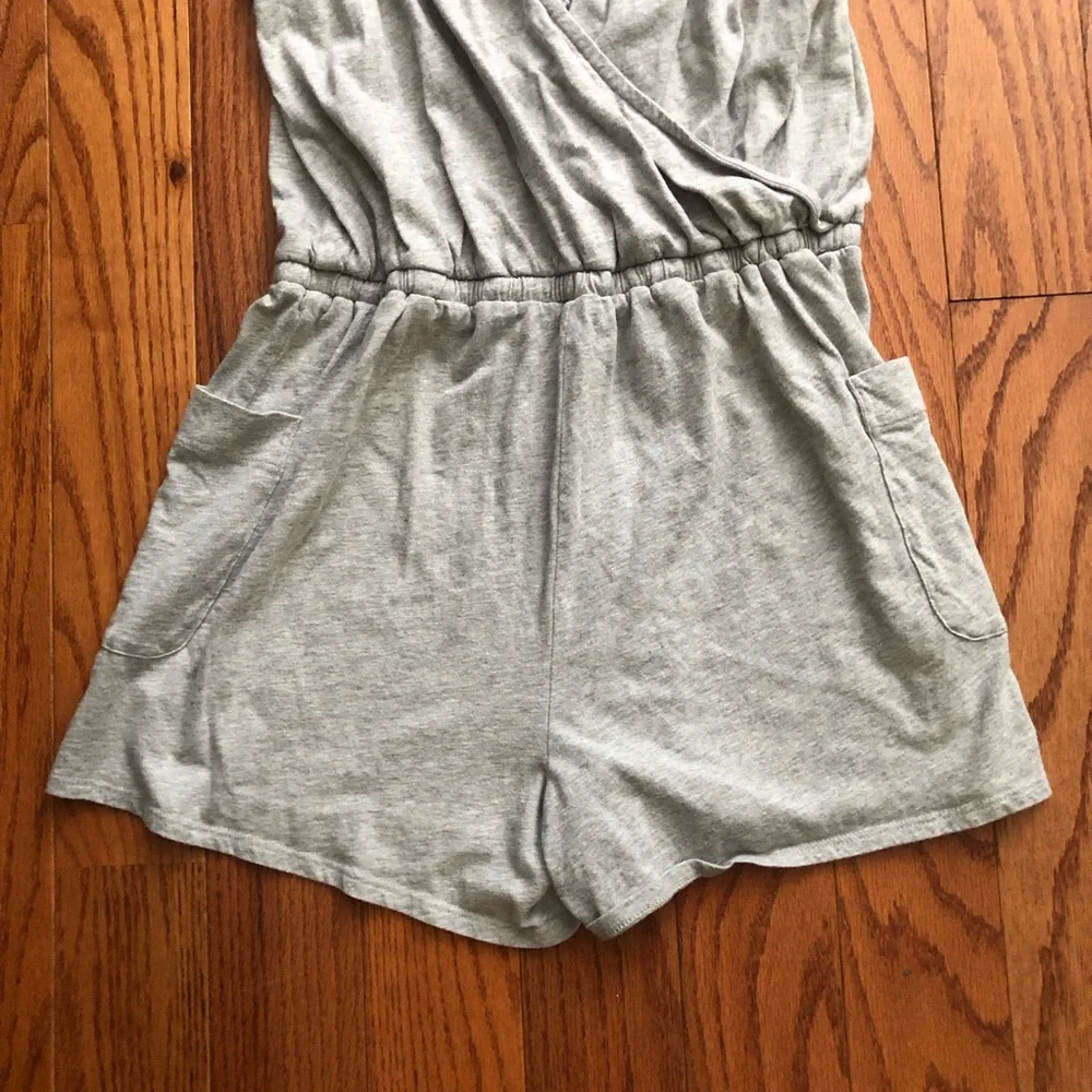 T&C Sleeveless Romper Heather Gray Cotton Summer Jumpsuit Girl’s Size XL (14-16)